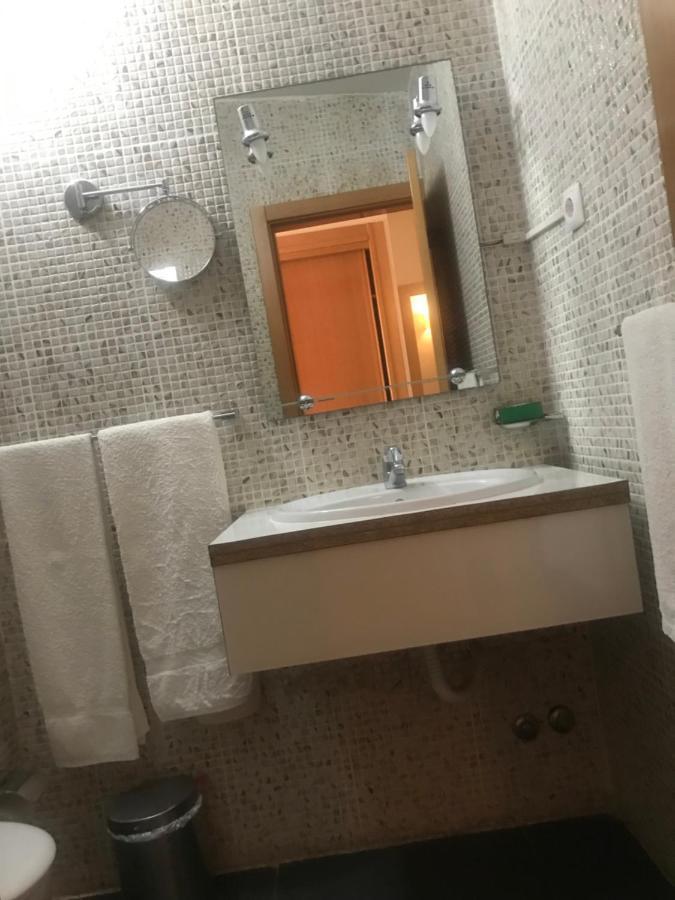 פראייה Vivi Hotel מראה חיצוני תמונה